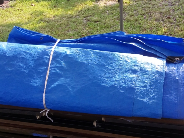 万能アイテム ブルーシートを使った雨キャンプ対策4選 Asoblog アソブログ