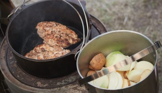 暖房だけじゃもったいない！キャンプ用薪ストーブで料理ができる！