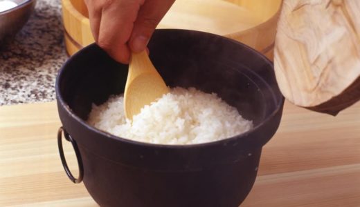 旨味があふれる！キャンプでご飯が炊ける素材別鍋4選！