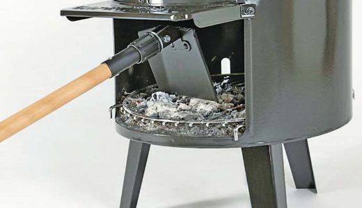 灰の後始末に大活躍！キャンプ用薪ストーブの灰取りグッズ3選！