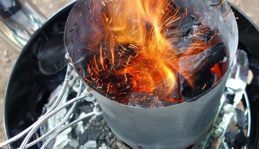 キャンプでの焚き火のやり方！絶対に成功させる4つの方法！